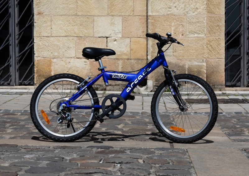 Véloce - Saint-Emilion - location de vélos velo-20-pouces-arcade